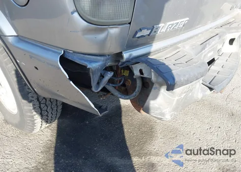 1999 Chevrolet Blazer Ls from USA, damaged, VIN 1GNDT13W1X2247449